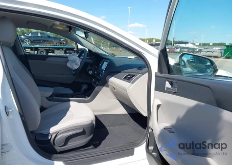 2018 Hyundai Sonata Se из США, поврежденный, VIN 5NPE24AF6JH720014